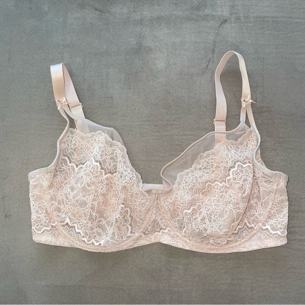 VICTORIA SECRET DREAM ANGELS LACE BALCONETTE MINIMIZER BRA